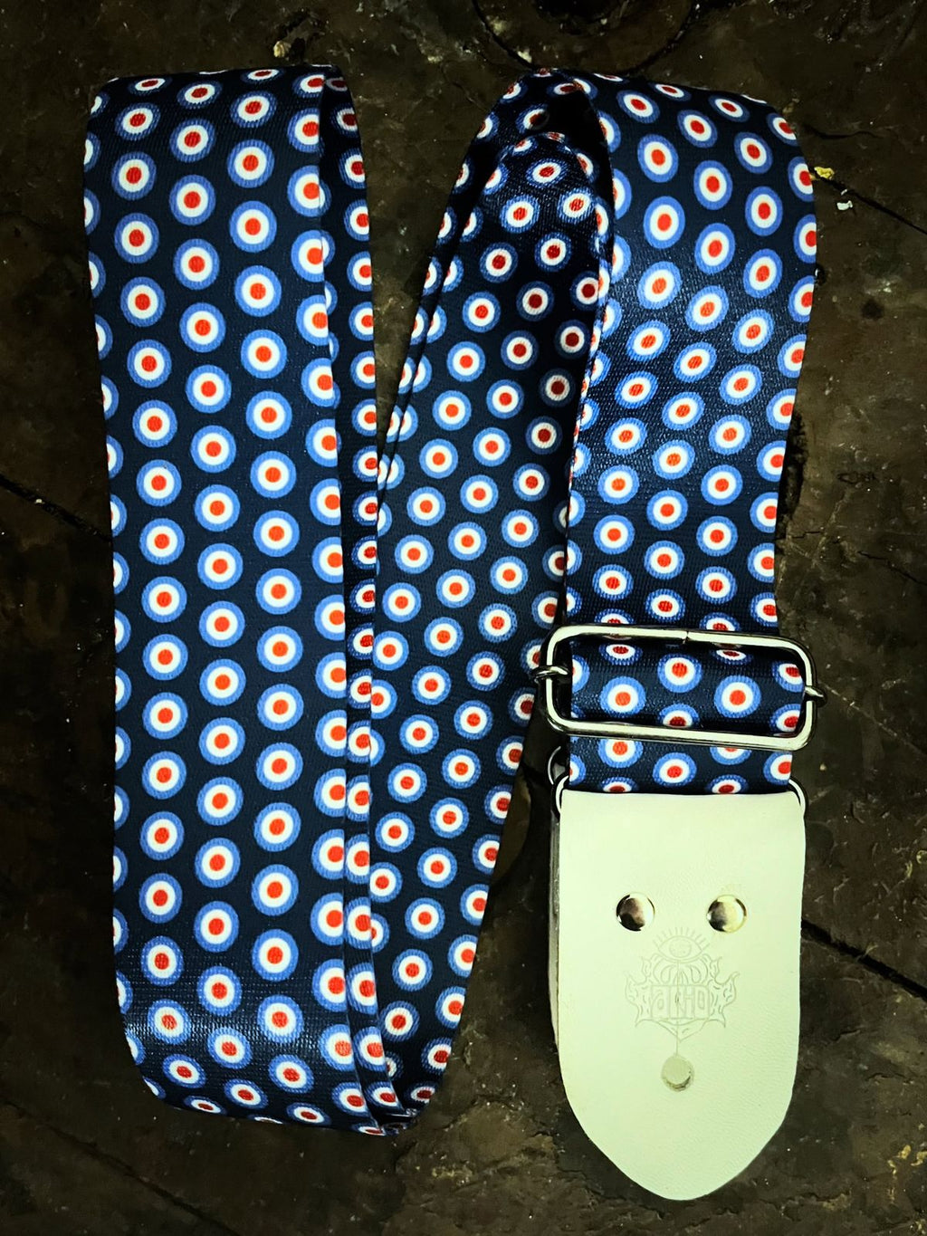 Easy Guitar Strap Modification