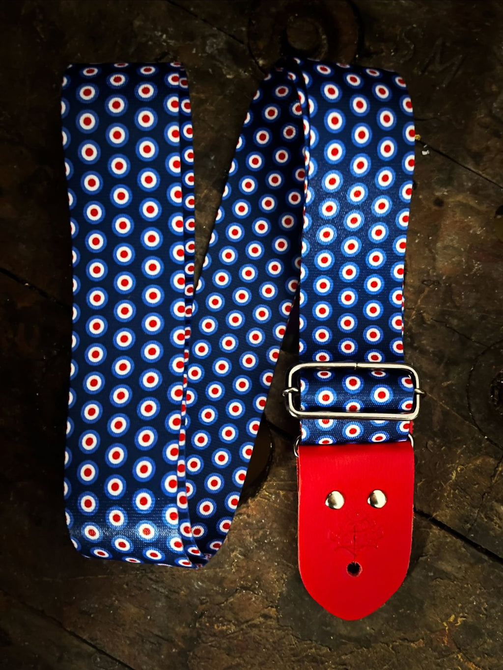 Easy Guitar Strap Modification