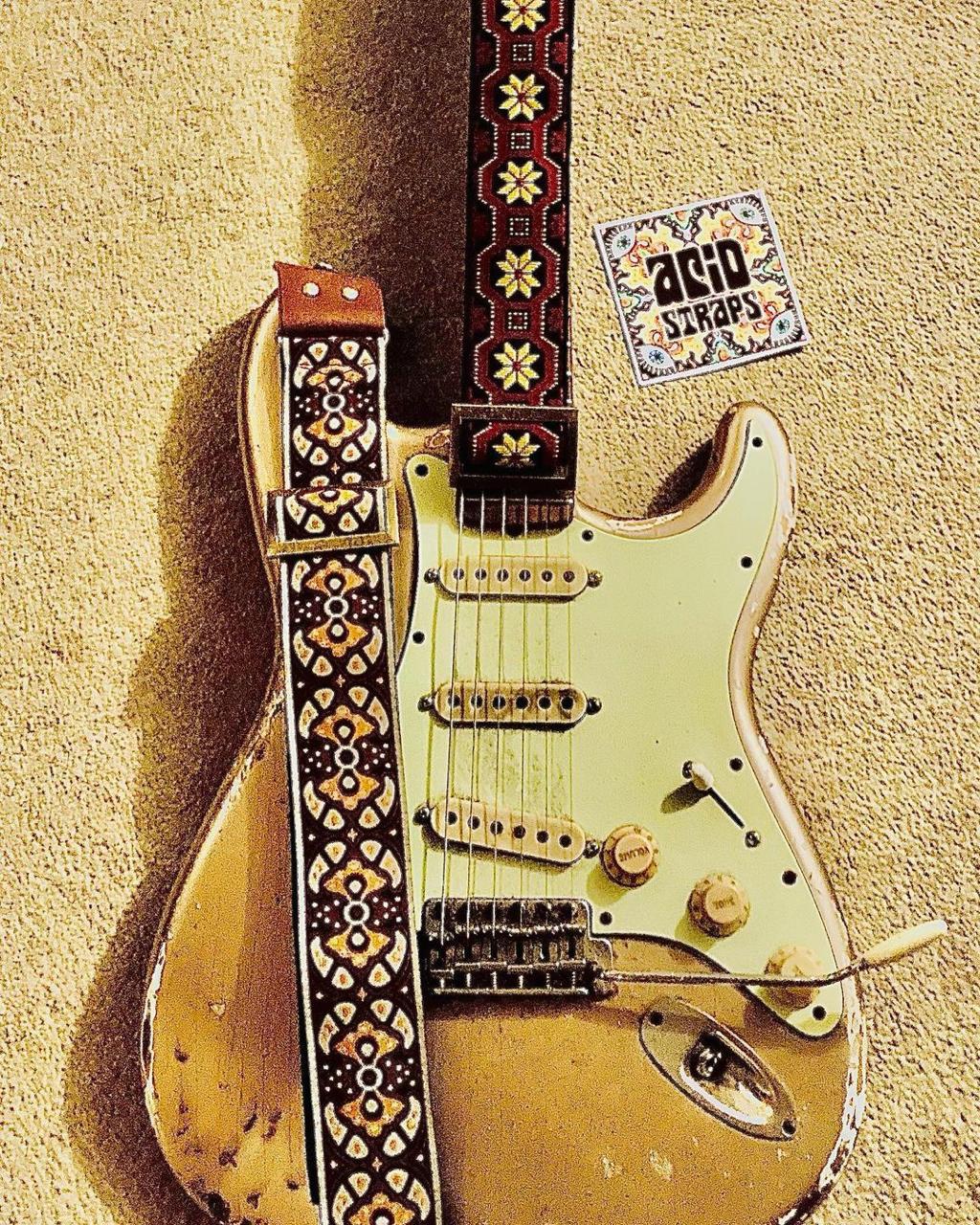 Correia de Guitarra King Bee