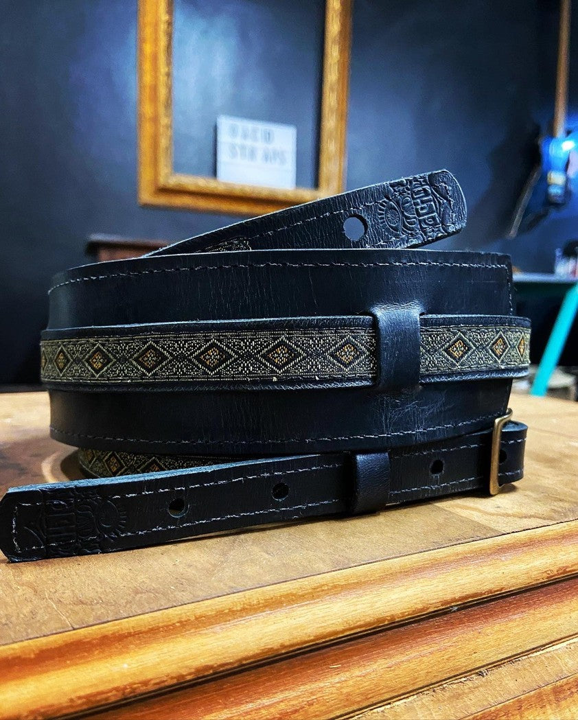 Sexy Saddle Guitar Strap Golden Black
