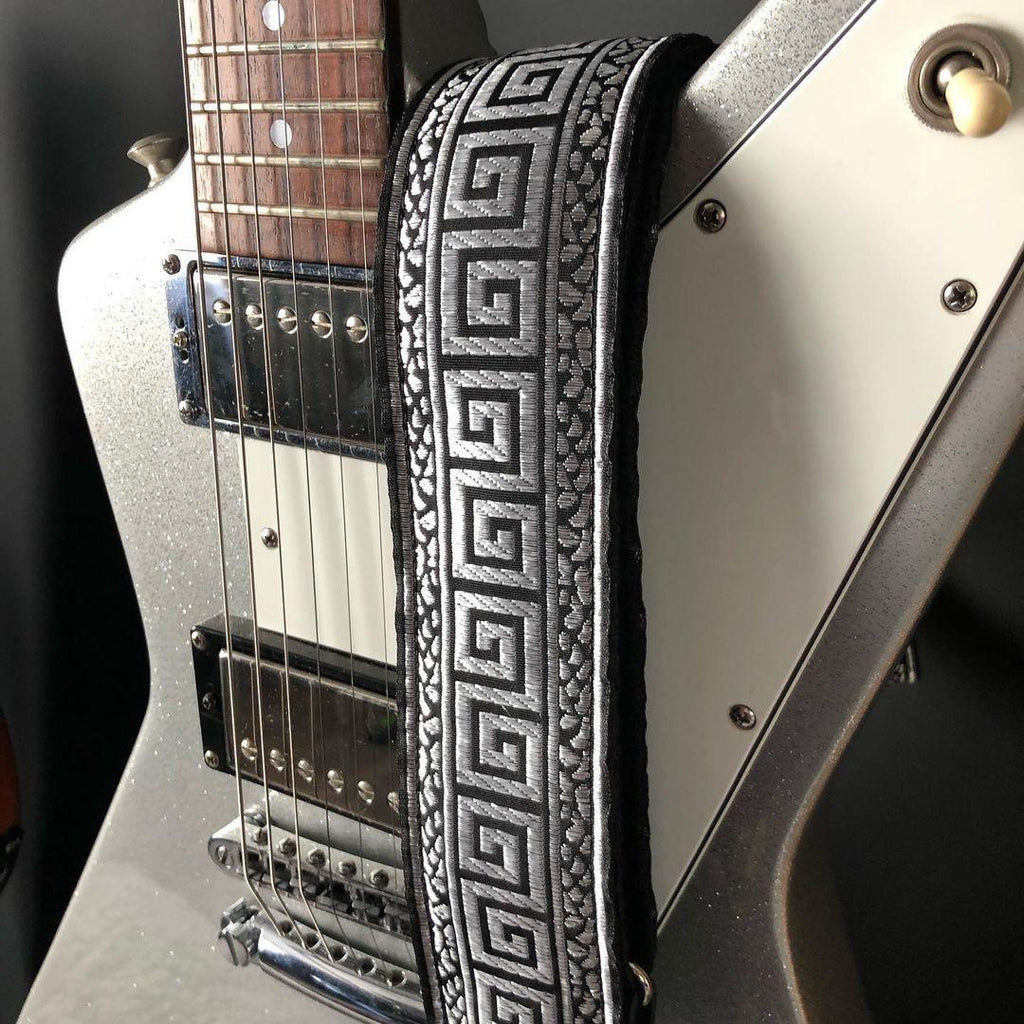 Guitar Strap Silver Horse