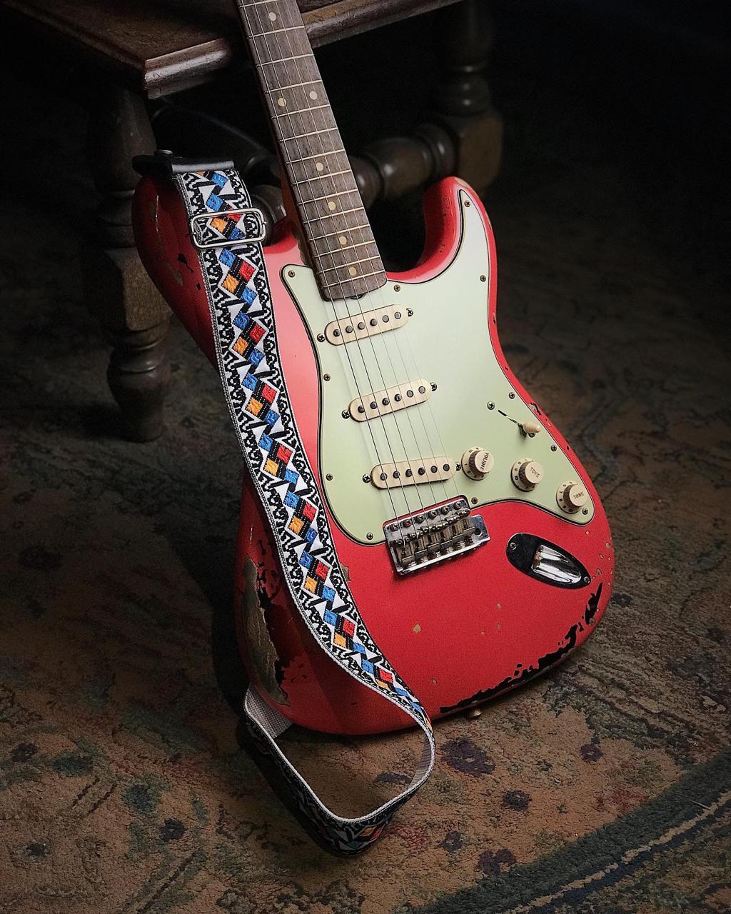 Guitar Strap White Diamonds