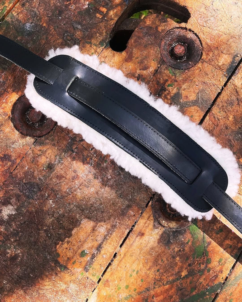 Saddle Guitar Strap Yesterday