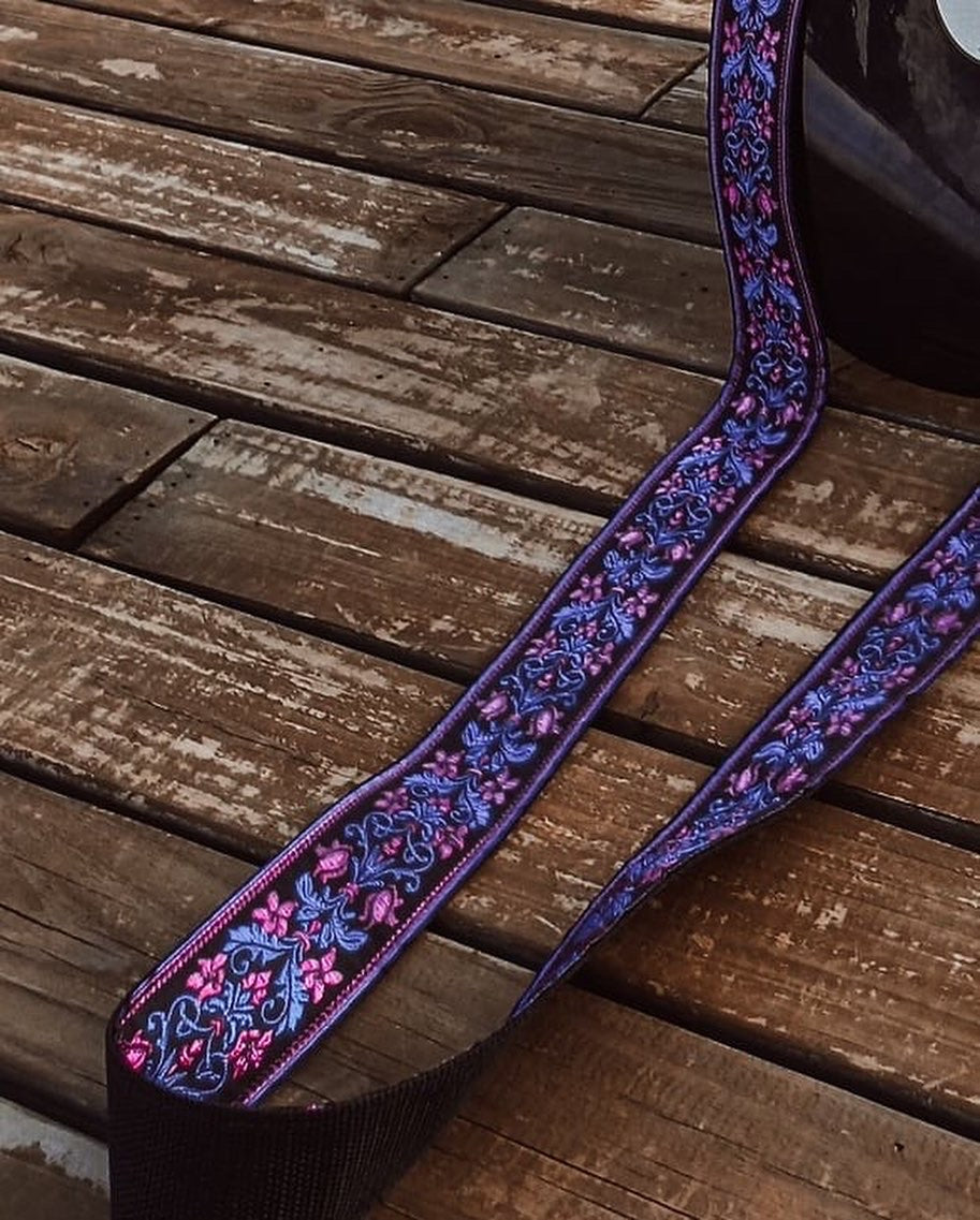 Kashmir Guitar Strap