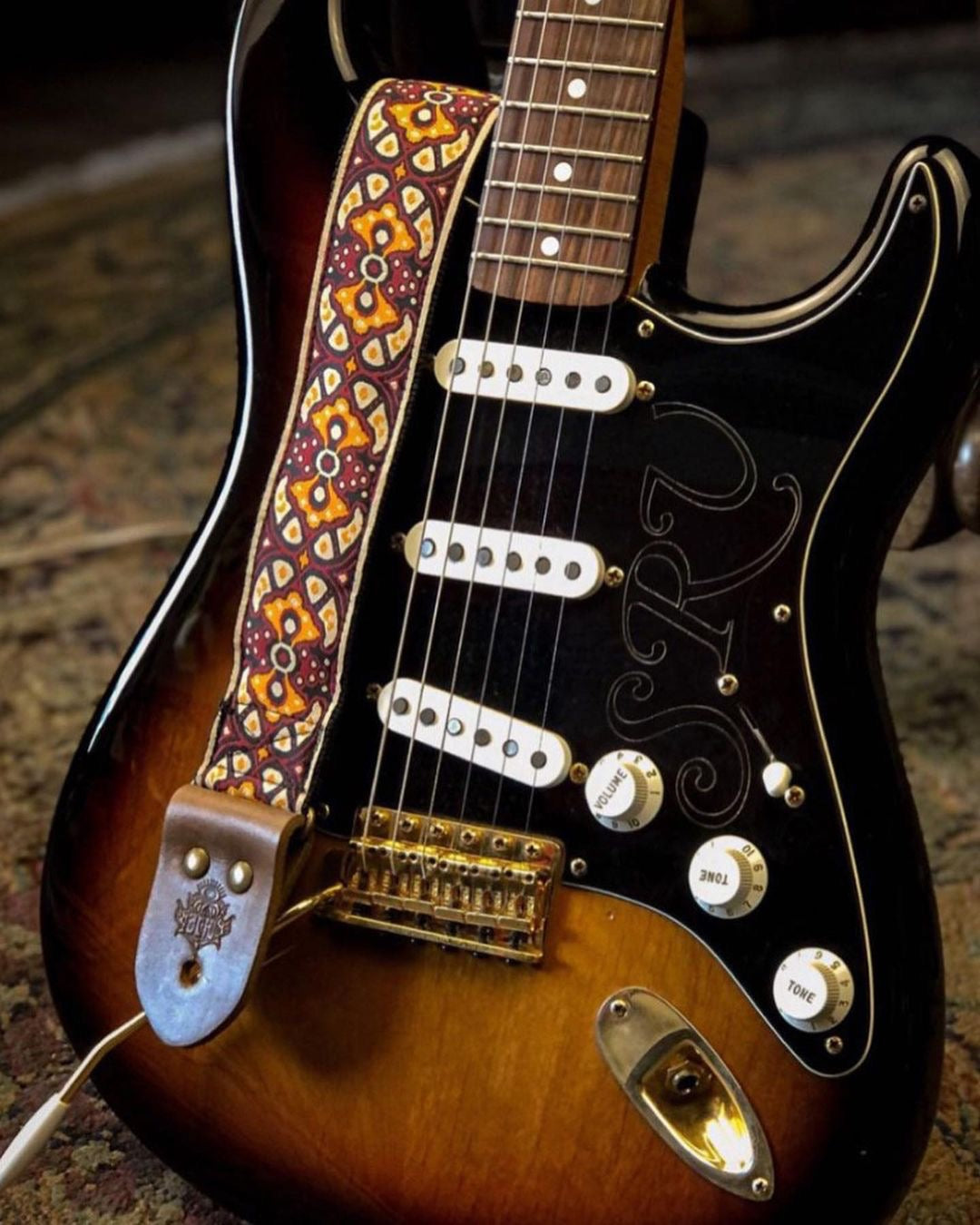Correia de Guitarra King Bee