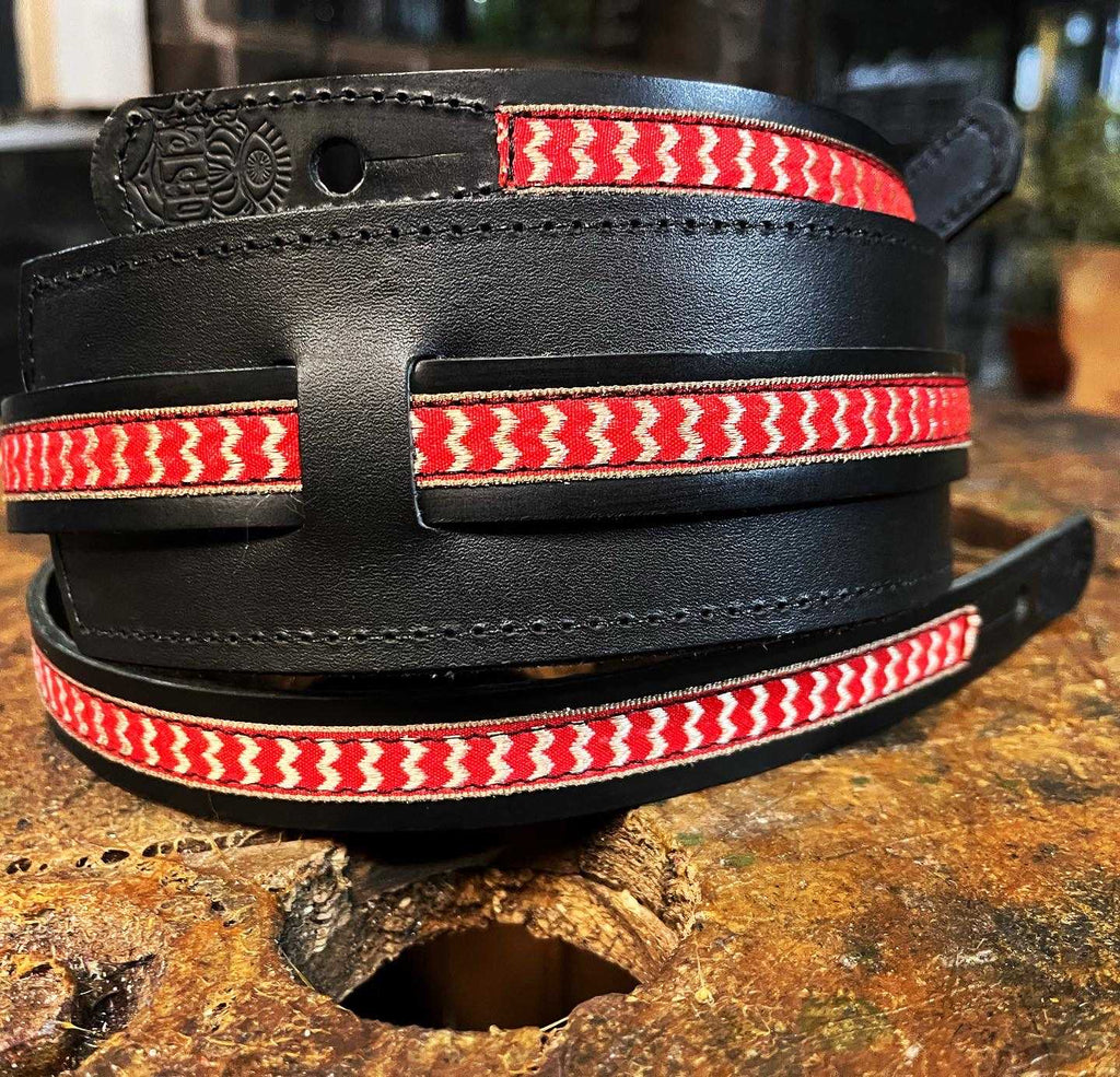Sexy Saddle Guitar Strap Bird